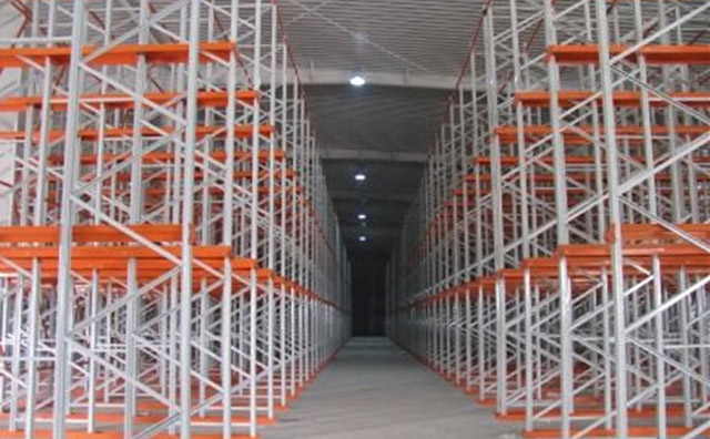 重型貫通式貨架