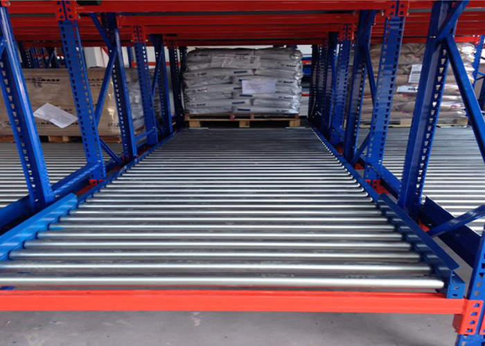 山東倉儲重力式貨架