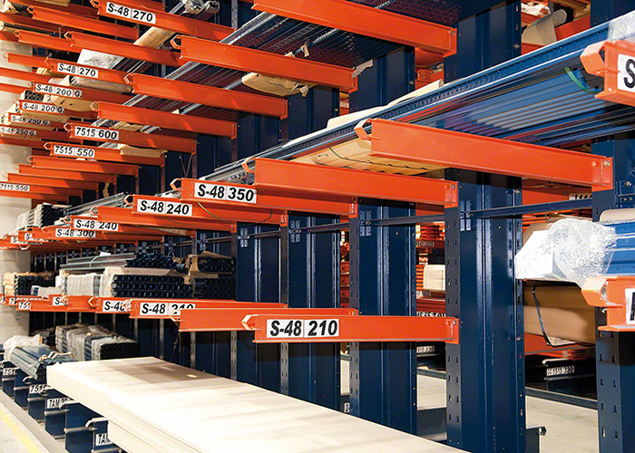 倉(cāng)儲(chǔ)懸臂貨架