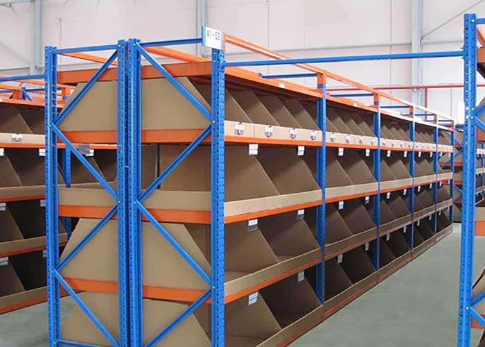 東莞輕型貨架訂做價格