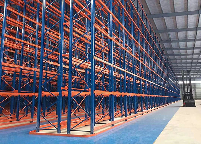 工廠重力式貨架的用途(重力式貨架結(jié)構(gòu))